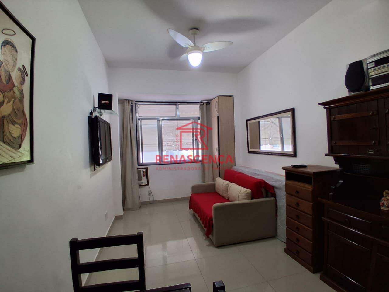 Kitnet para aluguel no Leme: 