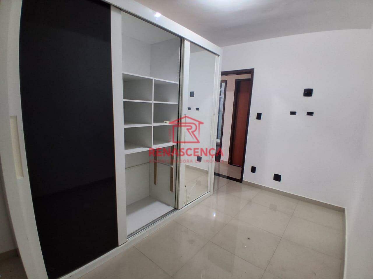 Apartamento para aluguel no Campo Grande: 