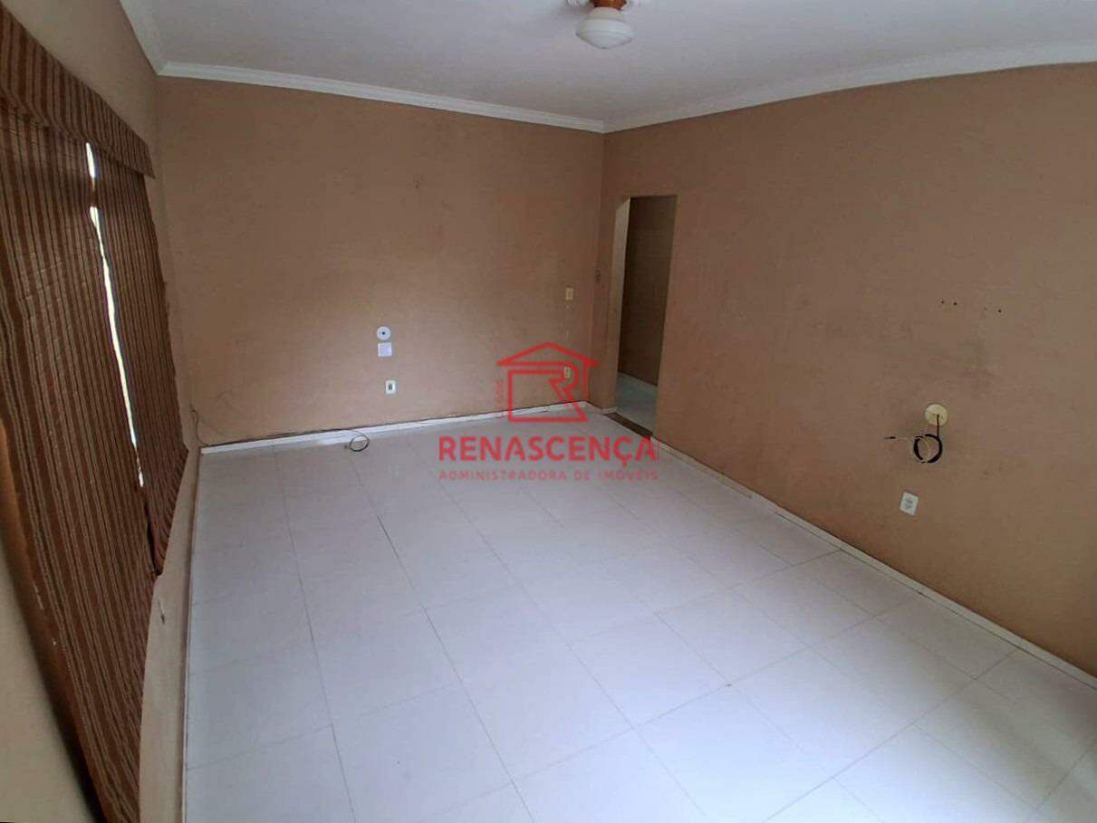 Casa para aluguel no Coelho da Rocha: 