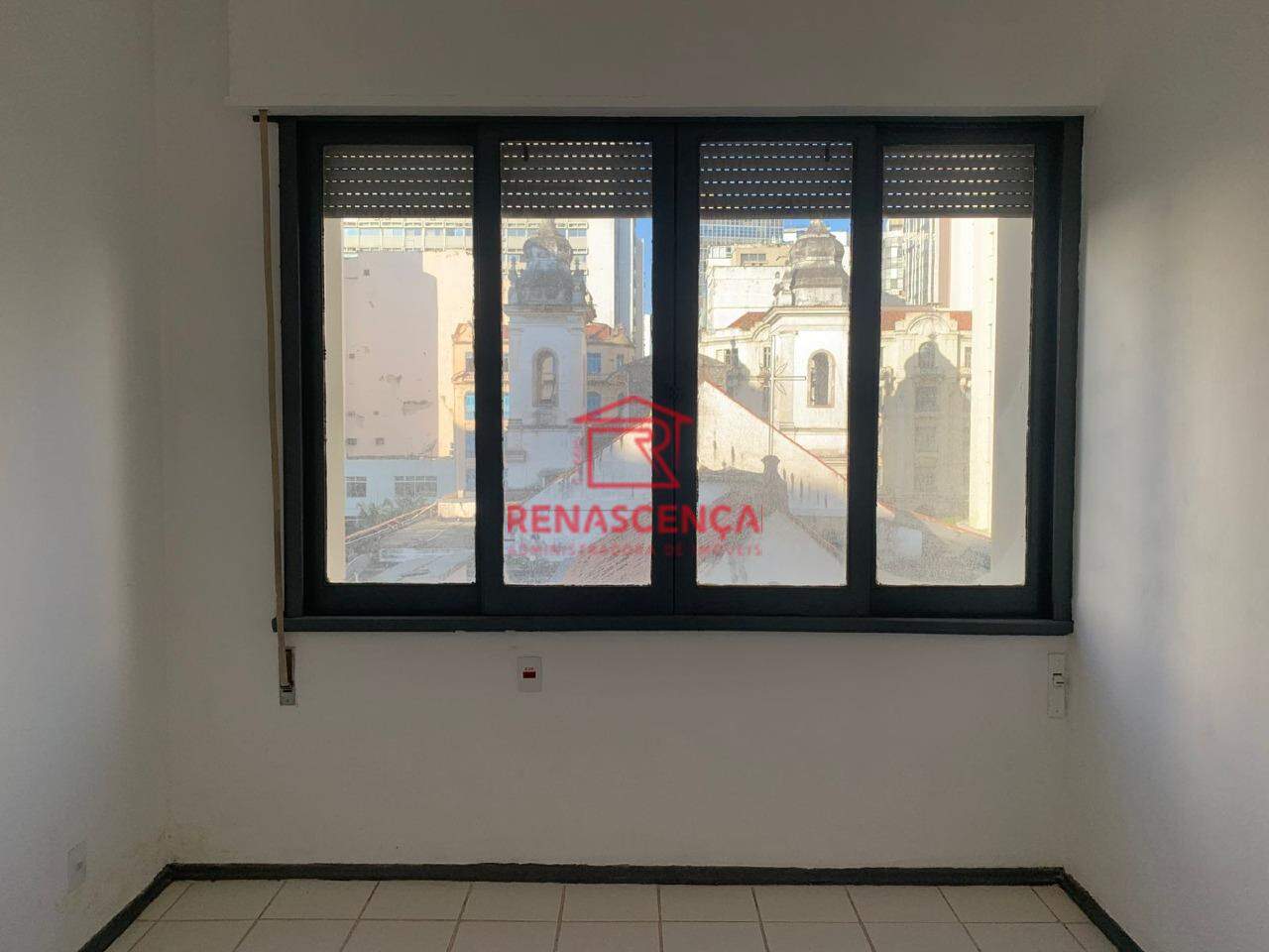 Kitnet para aluguel no Centro: 