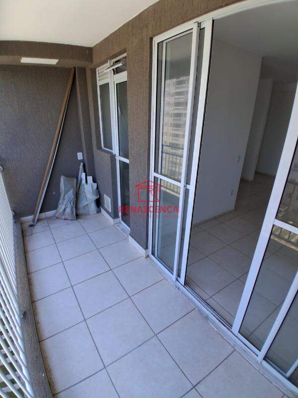 Apartamento para aluguel no Barra Olímpica: 