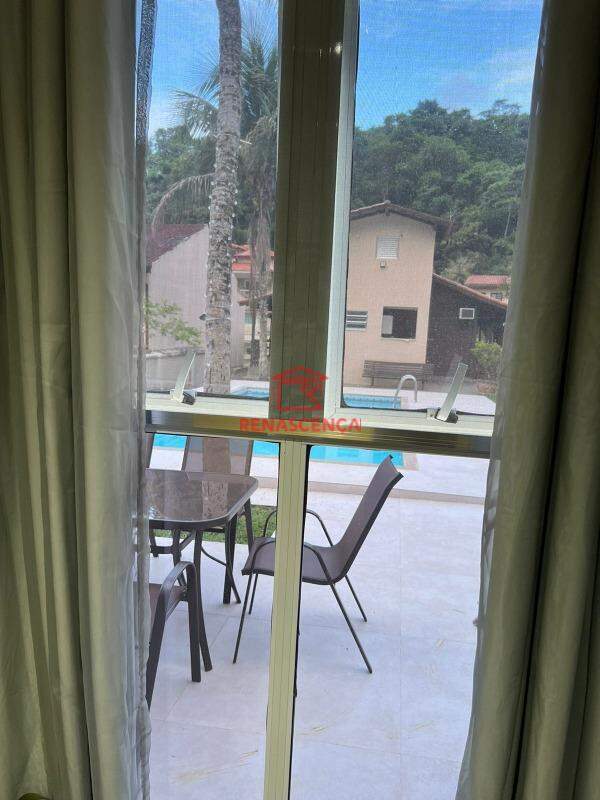 Casa para aluguel no Taquara: 