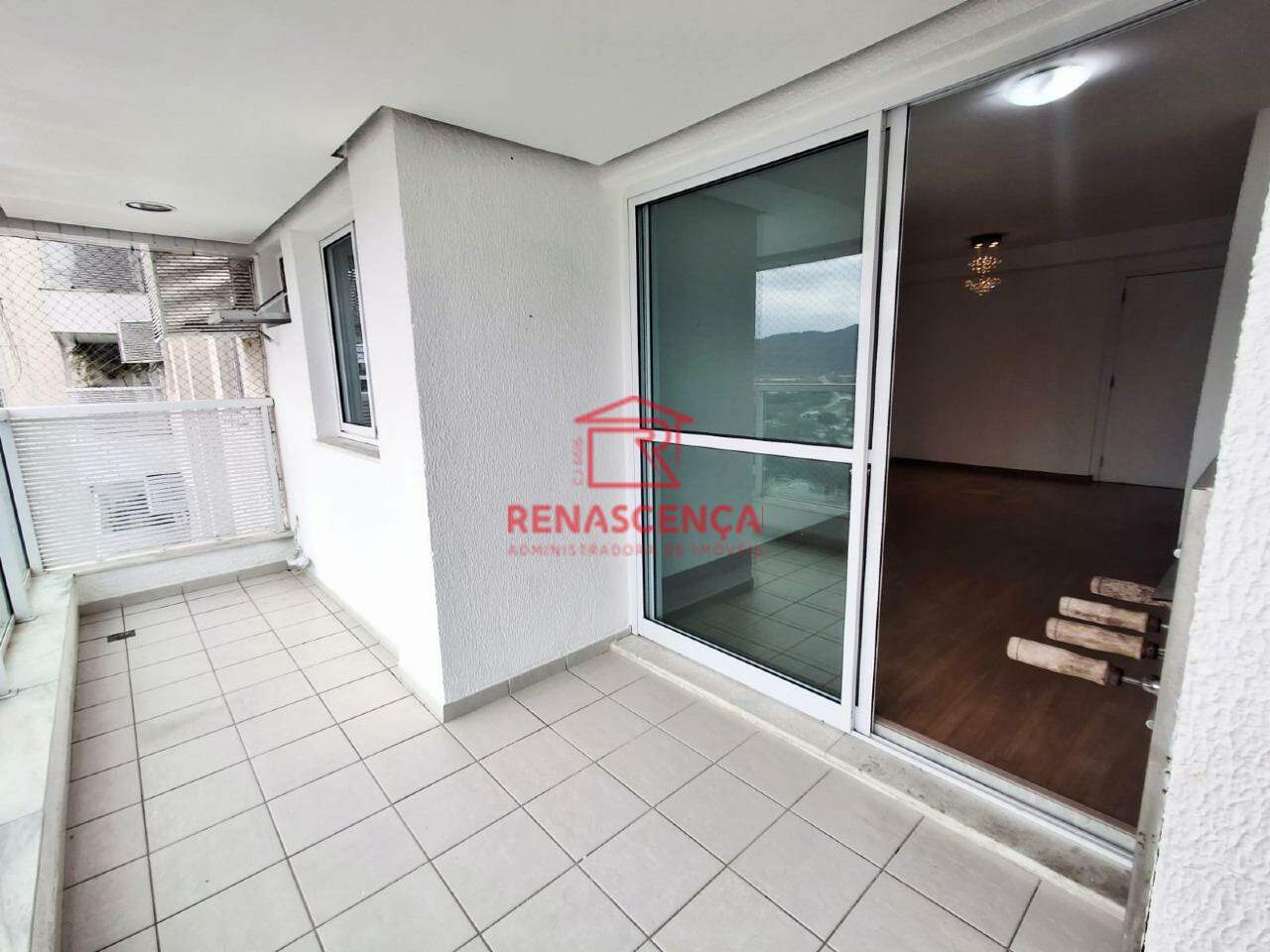Apartamento para aluguel no Recreio dos Bandeirantes: 