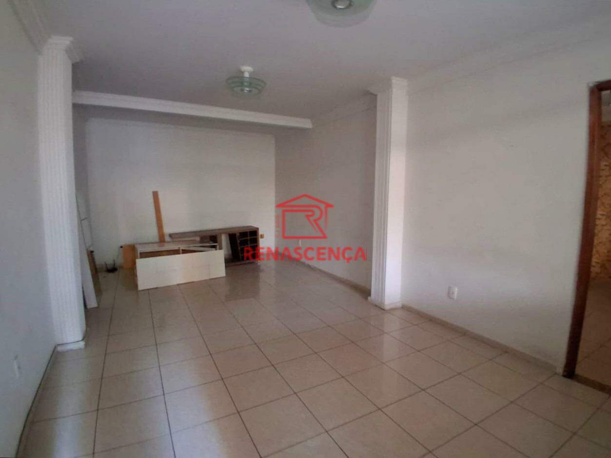 Casa para aluguel no Quintino Bocaiuva: 