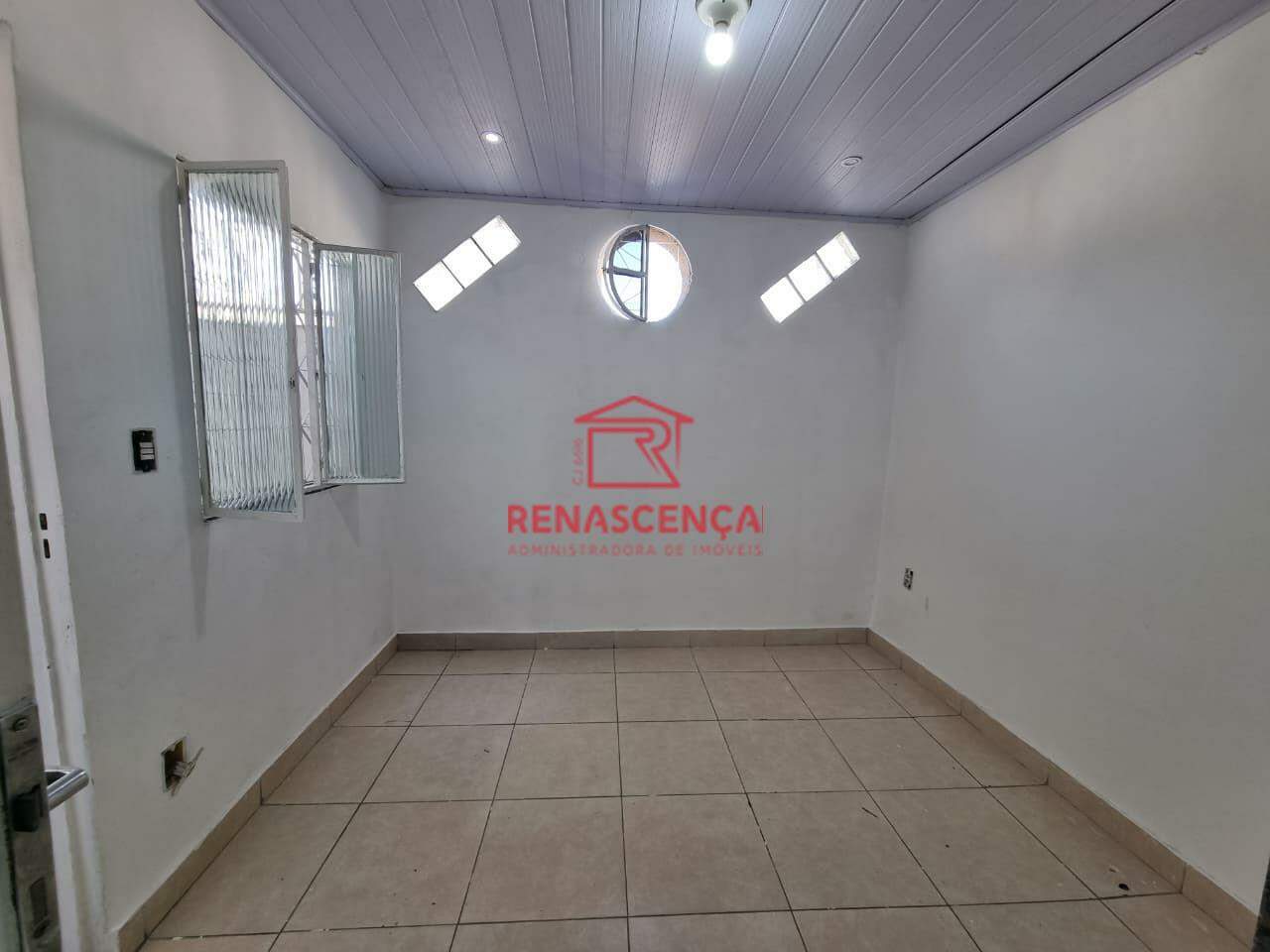 Kitnet para aluguel no Santa Amélia: 
