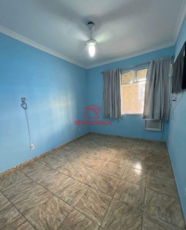 Casa de Vila para aluguel no Quintino Bocaiuva: 