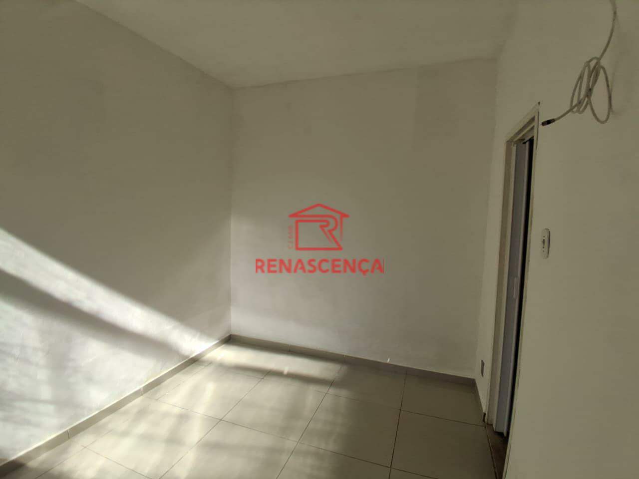 Casa para aluguel no Quintino Bocaiuva: 