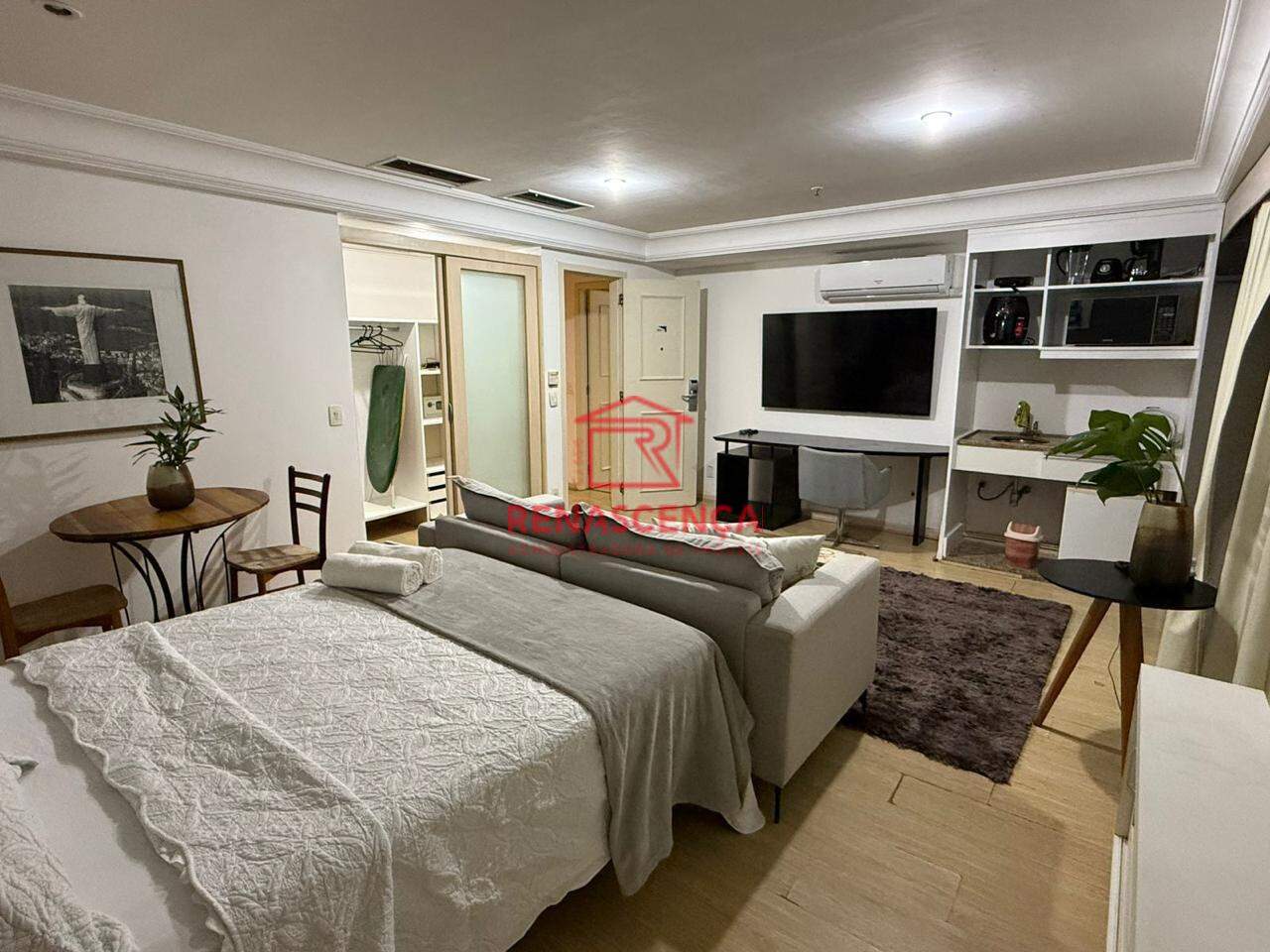 Loft para aluguel no Barra da Tijuca: 