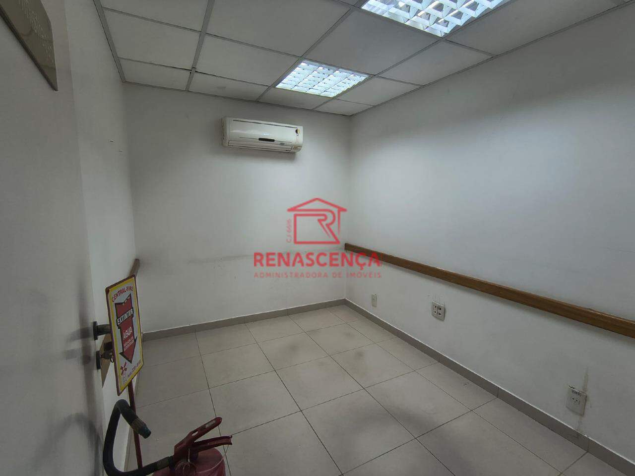 Casa Comercial para aluguel no Botafogo: 