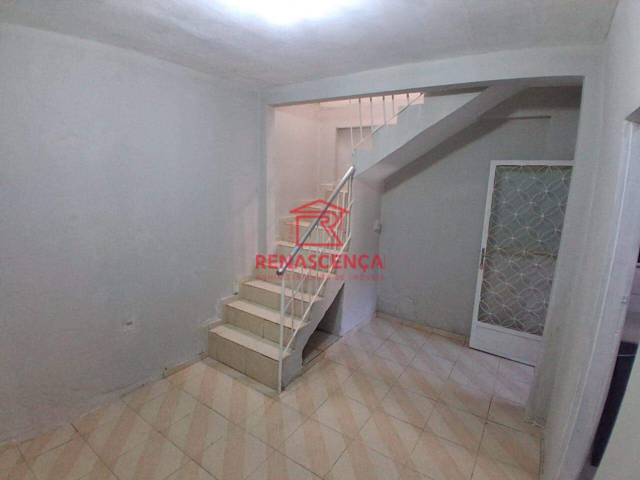 Casa para aluguel no Campo Grande: 