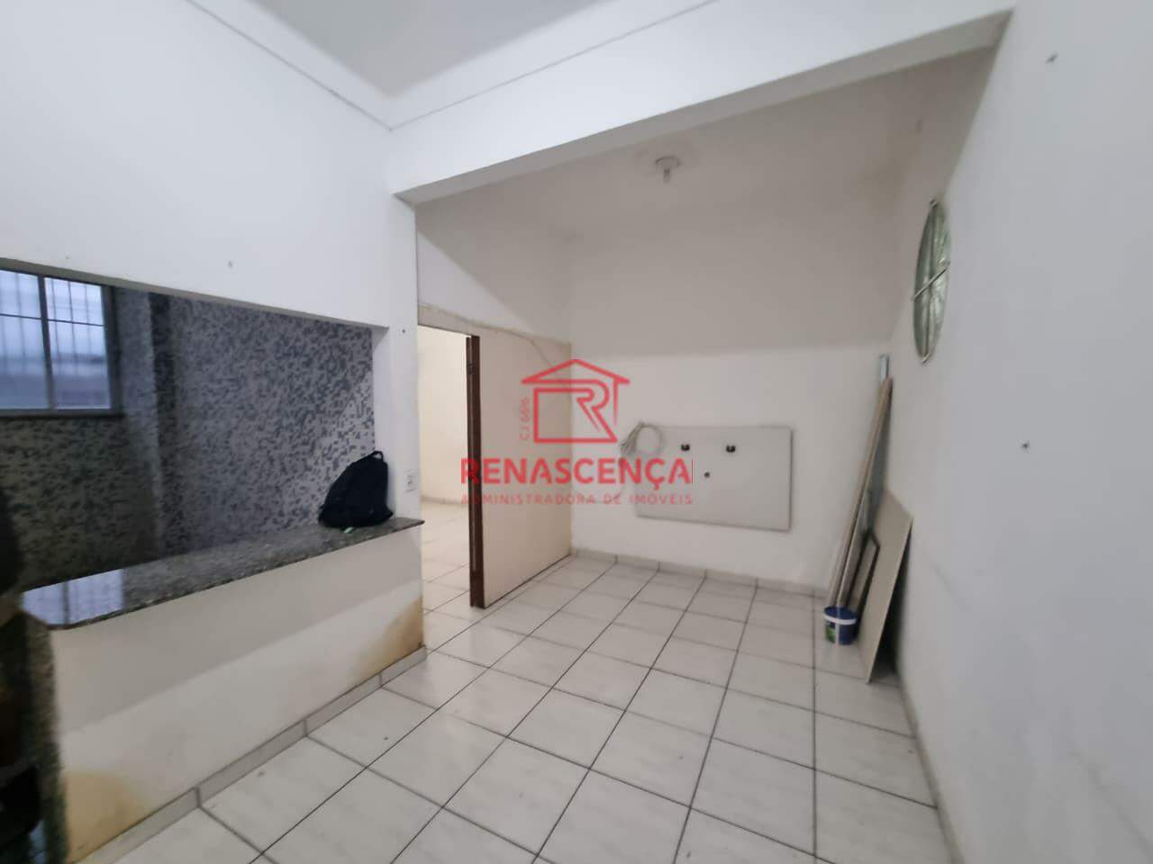 Apartamento para aluguel no Colégio: 
