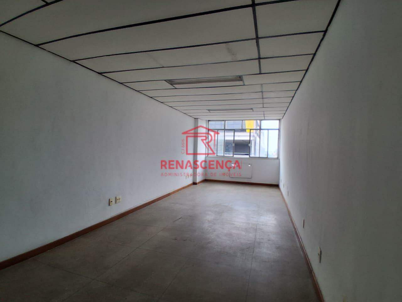 Sala para aluguel no Centro: 