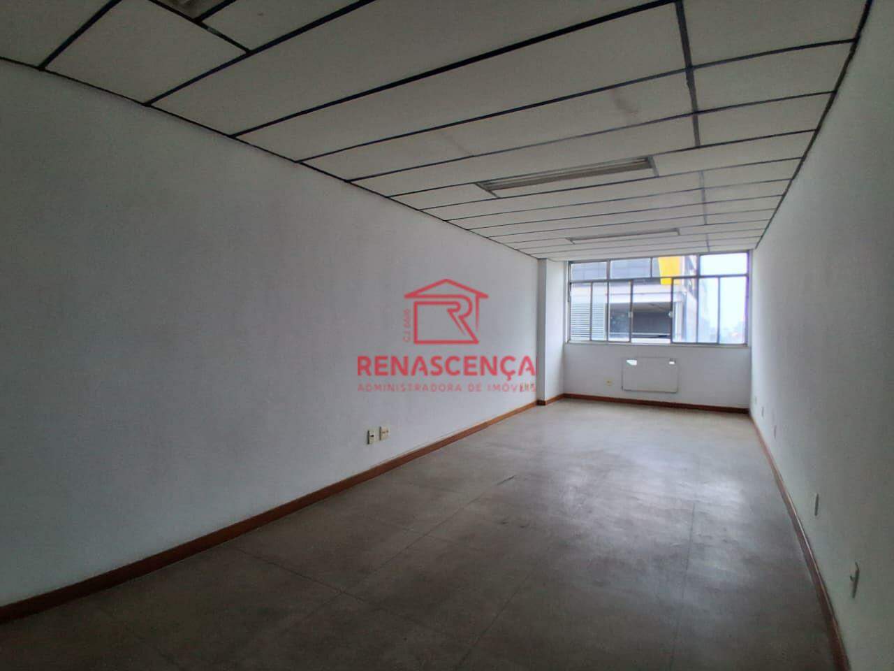 Sala para aluguel no Centro: 