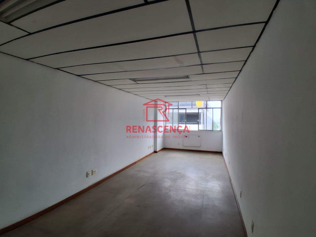 Sala para aluguel no Centro: 