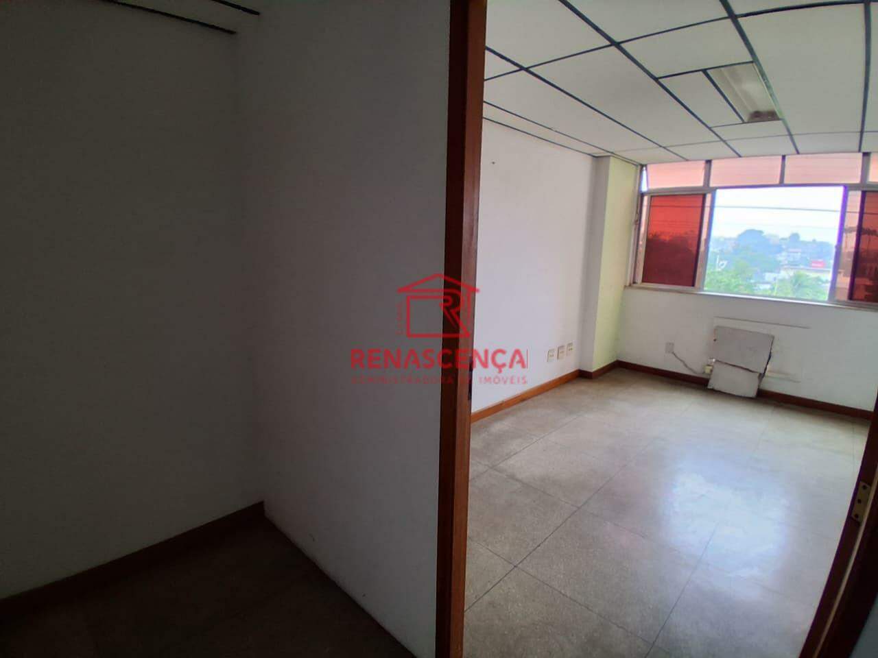 Sala para aluguel no Centro: 