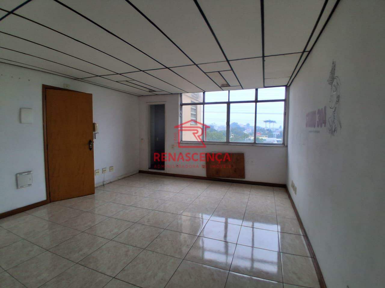 Sala para aluguel no Centro: 