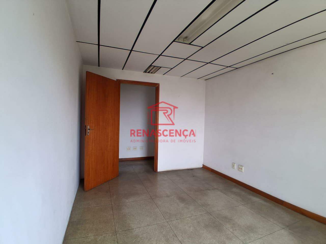 Sala para aluguel no Centro: 