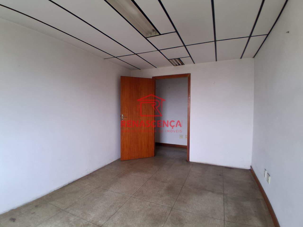 Sala para aluguel no Centro: 