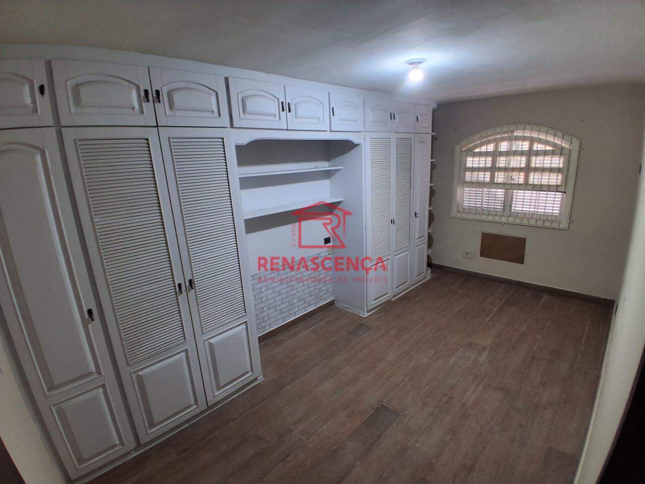 Casa para aluguel no Campo Grande: 