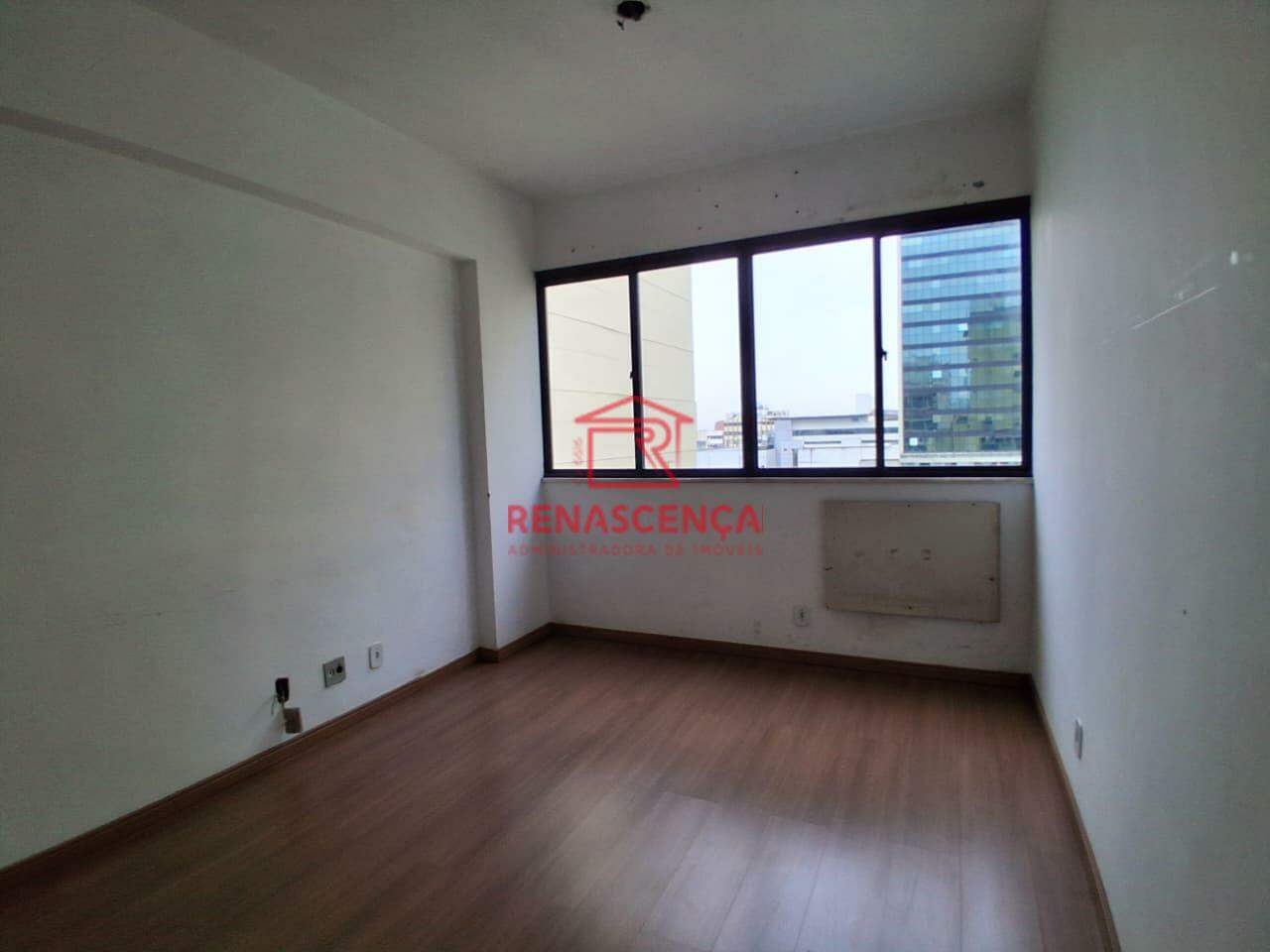 Sala para aluguel no Centro: 