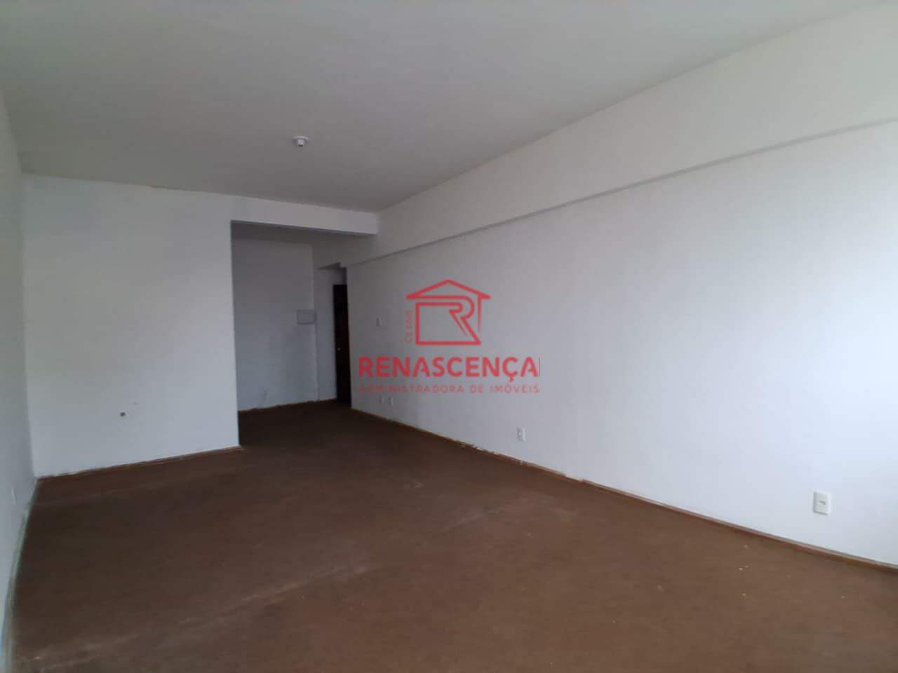 Sala para aluguel no Centro: 