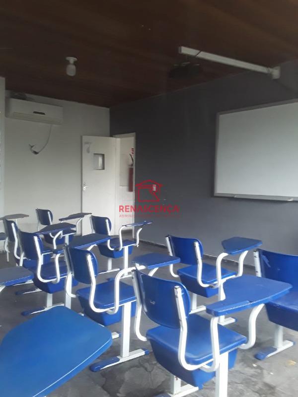 Prédio Comercial para aluguel no Tauá: 