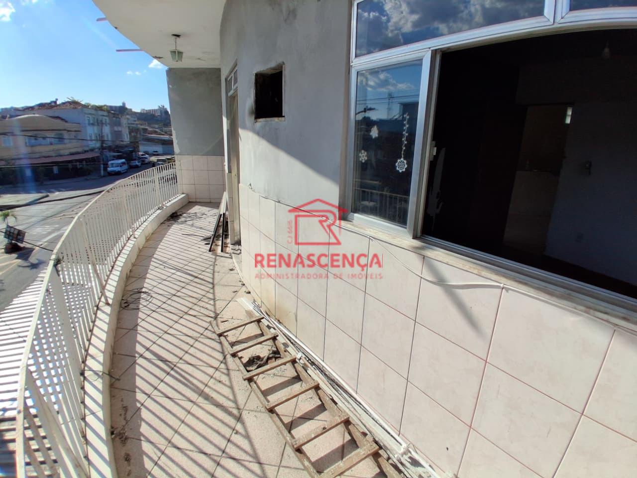 Sobrado para aluguel no Brás de Pina: 