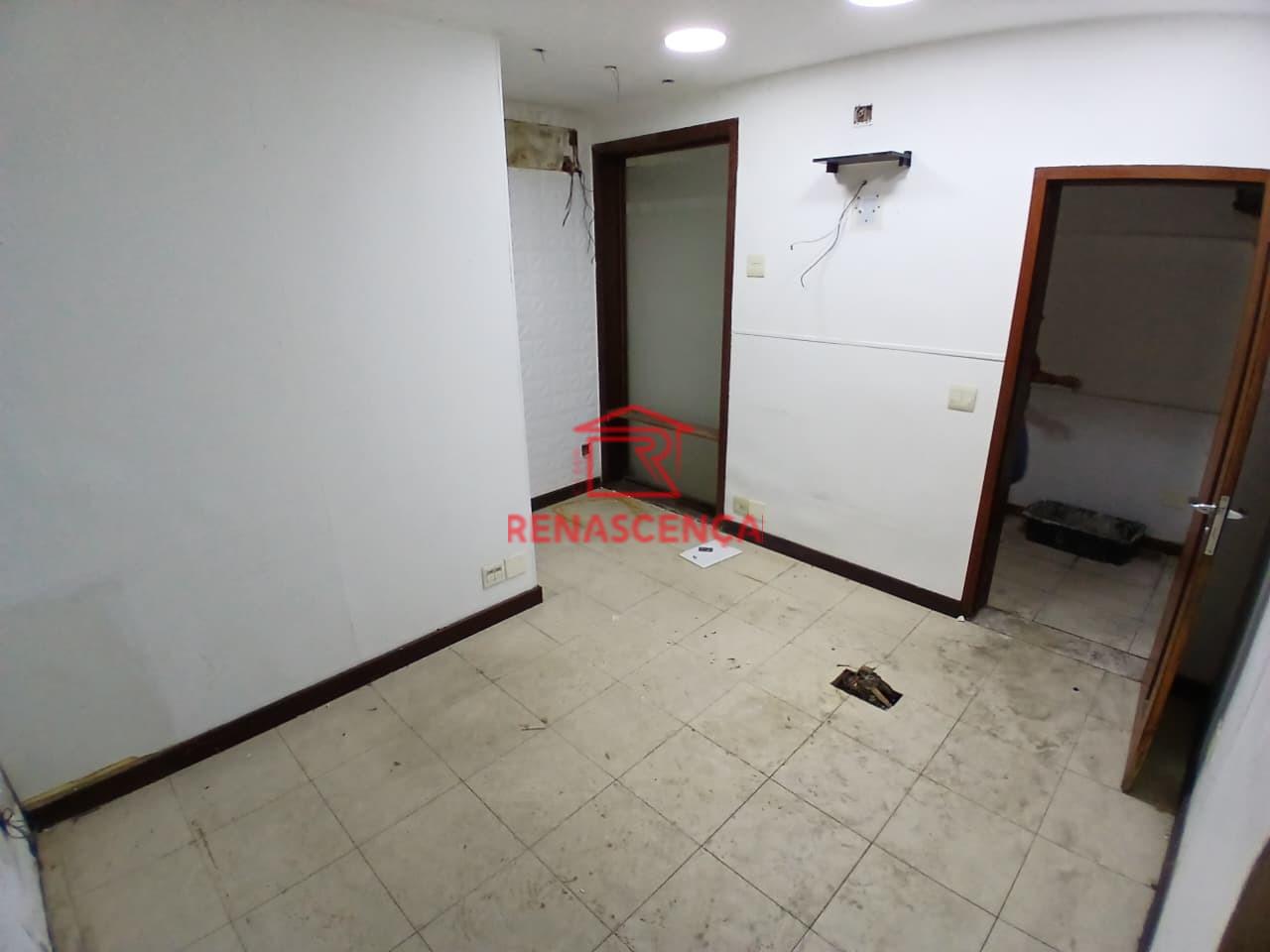 Casa Comercial para aluguel no Freguesia (Jacarepaguá): 