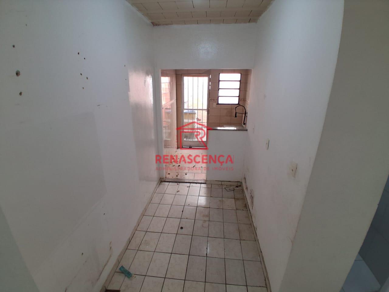 Casa para aluguel no Campo Grande: 