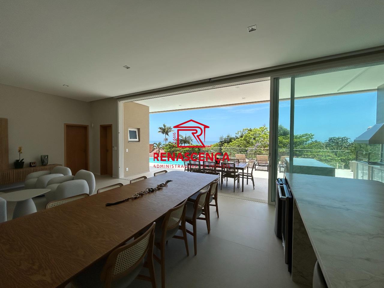 Casa à venda no Praia Brava: 