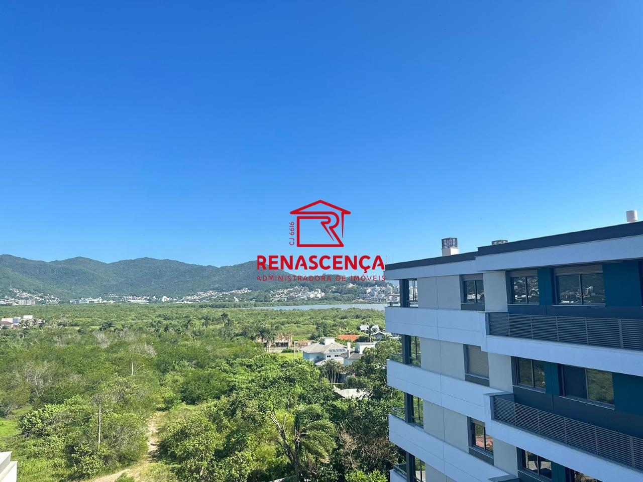 Apartamento à venda no Cacupé: 