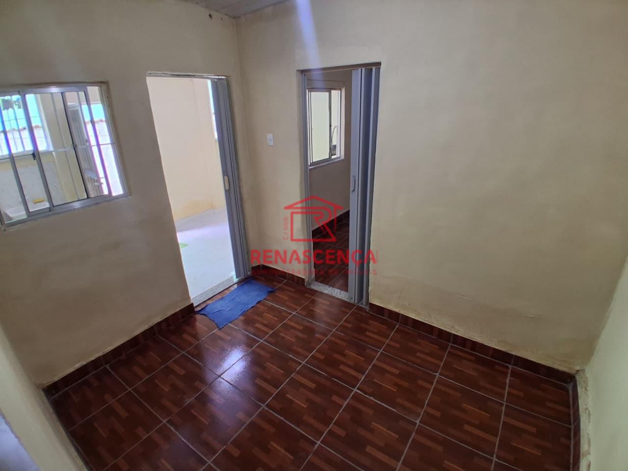 Casa para aluguel no Irajá: 