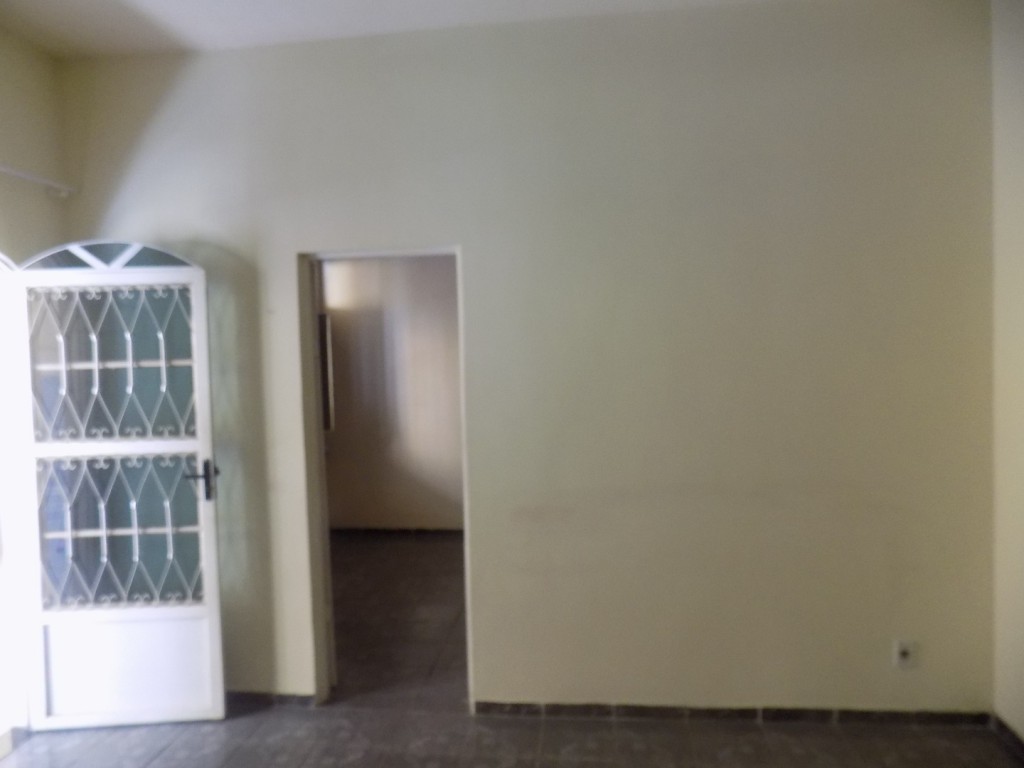 Casa para aluguel no Realengo: 