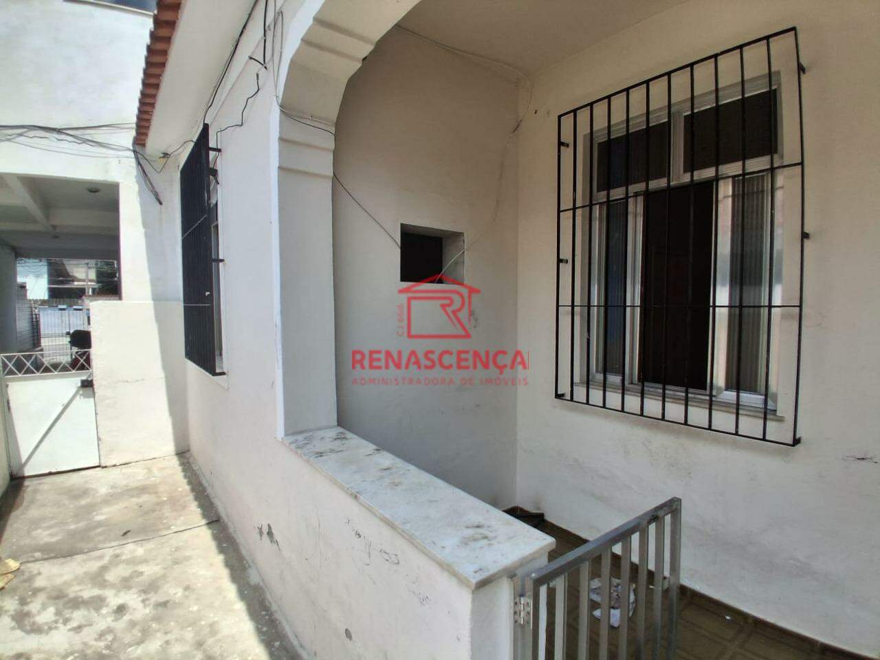 Casa para aluguel no Colégio: 