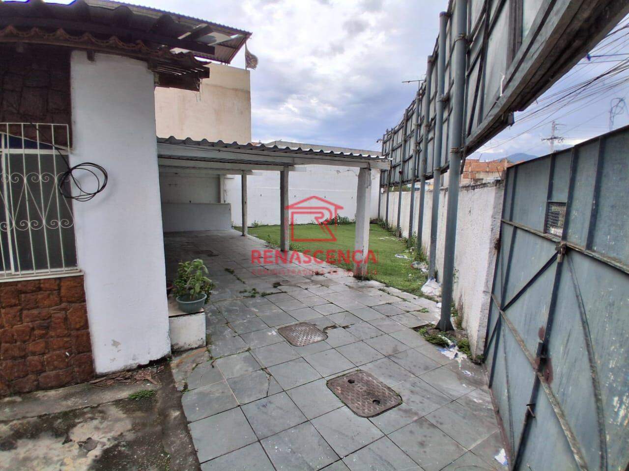 Casa para aluguel no Campo Grande: 