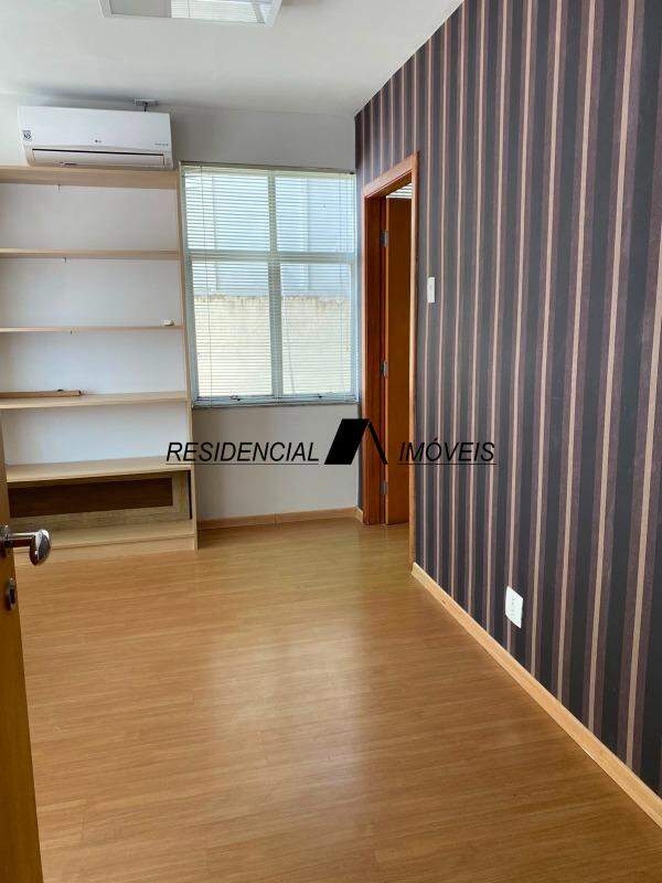 Sala à venda no São Pedro: 