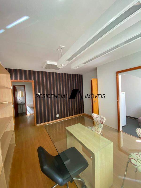 Sala à venda no São Pedro: 