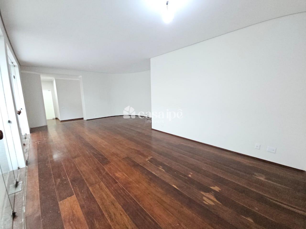 Sobreposta alta à venda no Embaré: 