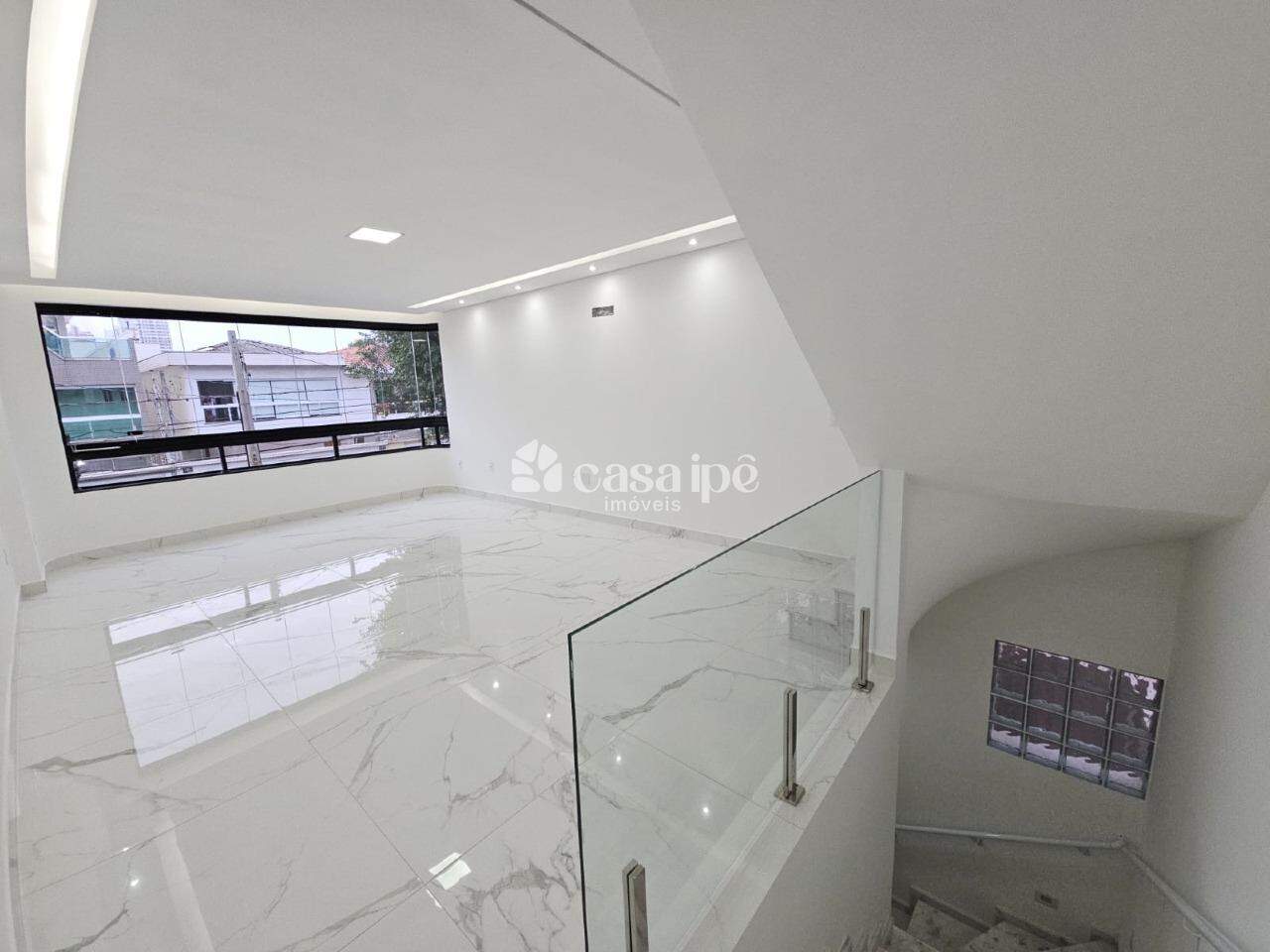 Casa Duplex à venda no Embaré: 