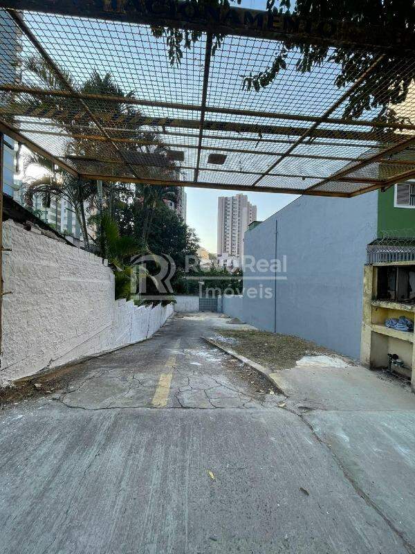 Lote à venda no Vila Bastos: 
