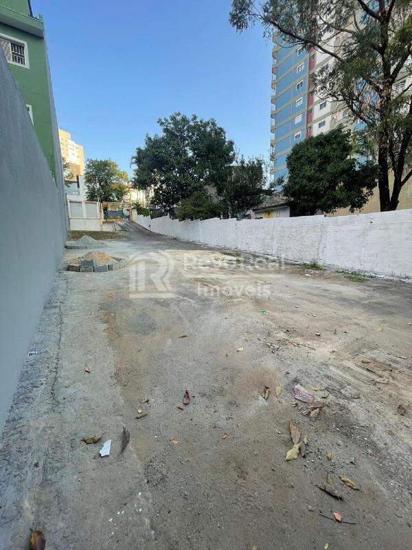 Lote à venda no Vila Bastos: 
