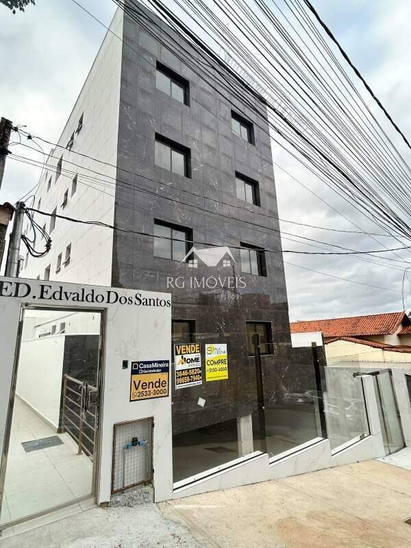 Apartamento à venda com 3 quartos, 80m² - Foto 2