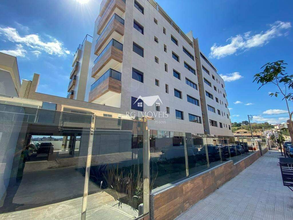 Apartamento à venda com 3 quartos, 135m² - Foto 2