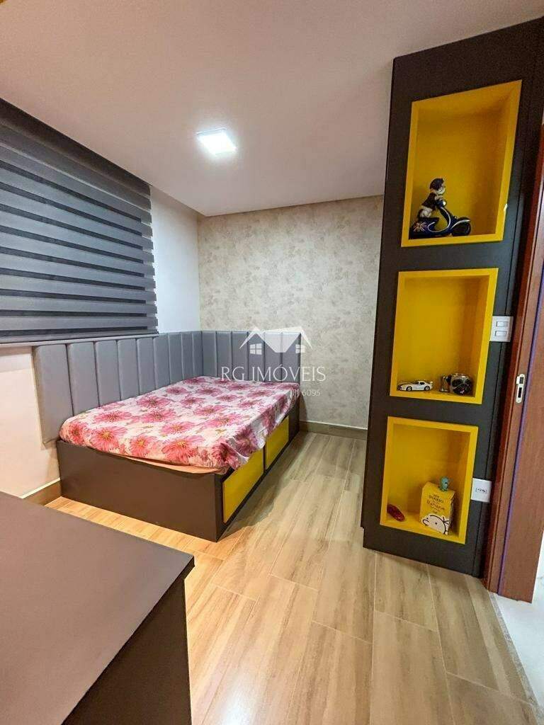 Apartamento à venda com 3 quartos, 135m² - Foto 17