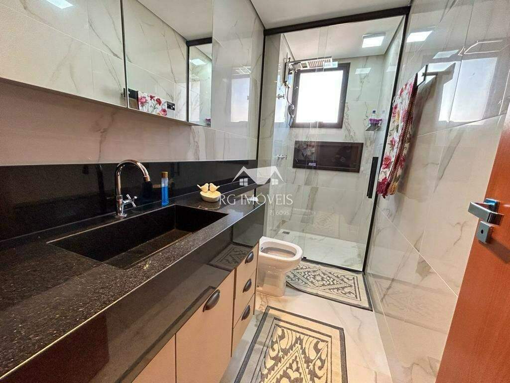 Apartamento à venda com 3 quartos, 135m² - Foto 25