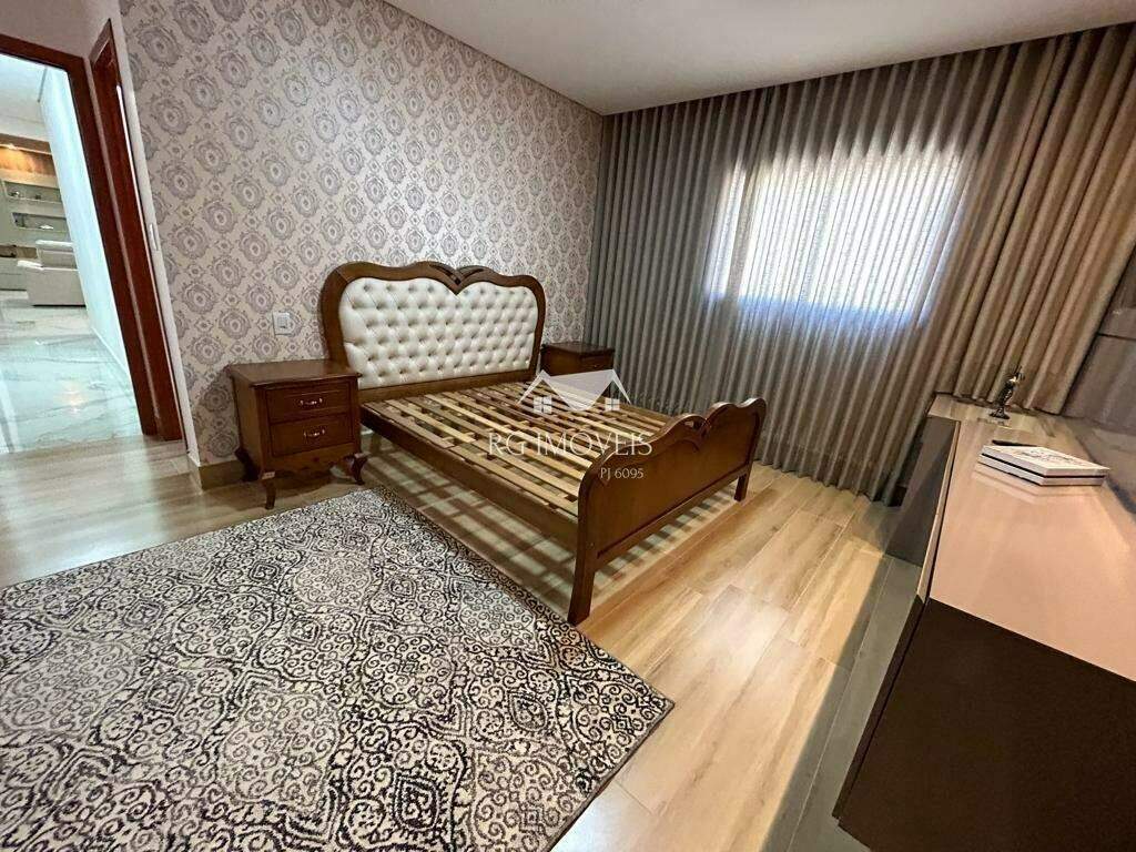 Apartamento à venda com 3 quartos, 135m² - Foto 22