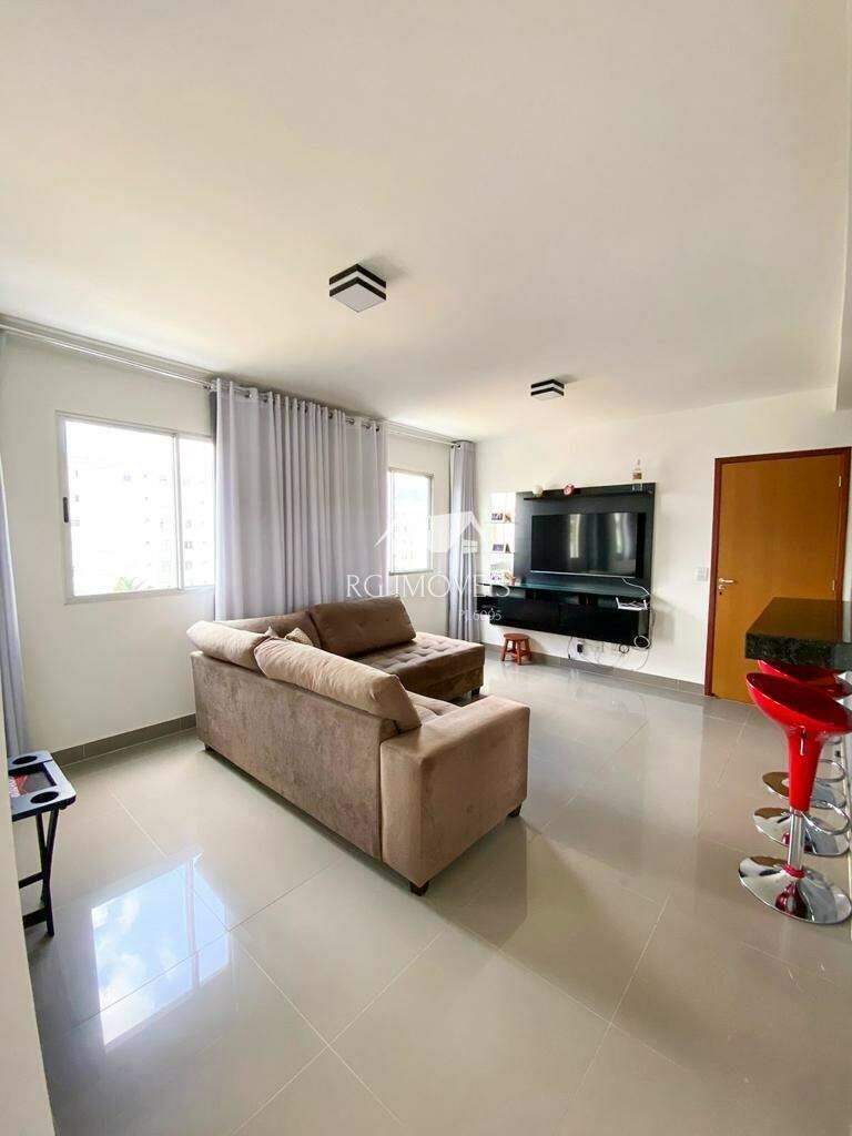 Apartamento à venda com 3 quartos, 68m² - Foto 1