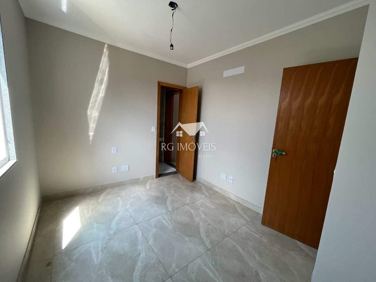 Casa à venda com 4 quartos, 195m² - Foto 16