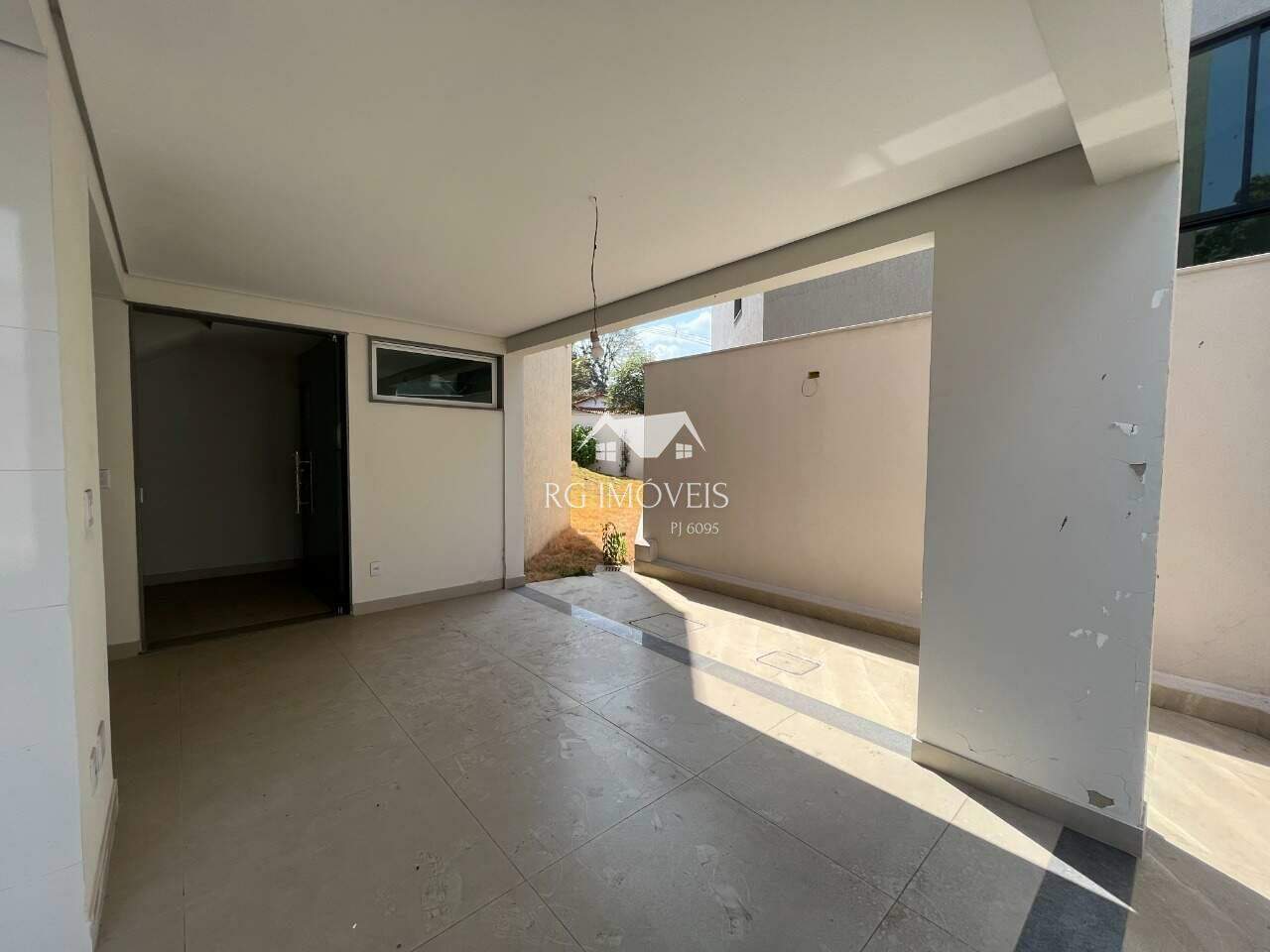 Casa à venda com 4 quartos, 195m² - Foto 25