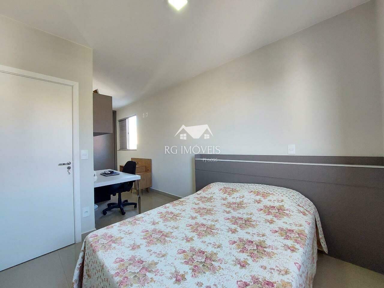 Apartamento à venda com 3 quartos, 80m² - Foto 12